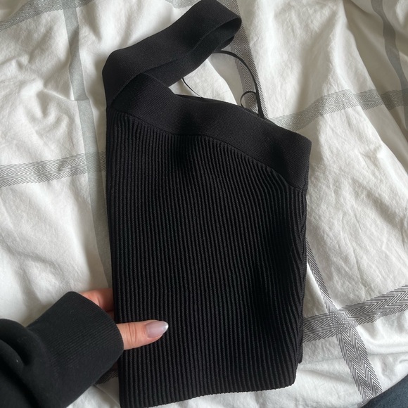 Babaton Sculpt Knit Criss Cross top - Picture 2 of 3